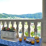 Galihost - A Casa De Otilia *