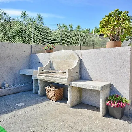 Galihost - A Casa De Otilia メアニョ