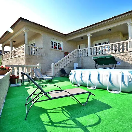 Galihost - A Casa De Otilia